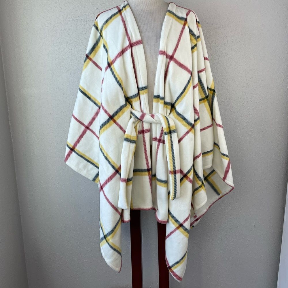 EUC Unbranded Womens Plaid Poncho One Size Fits All